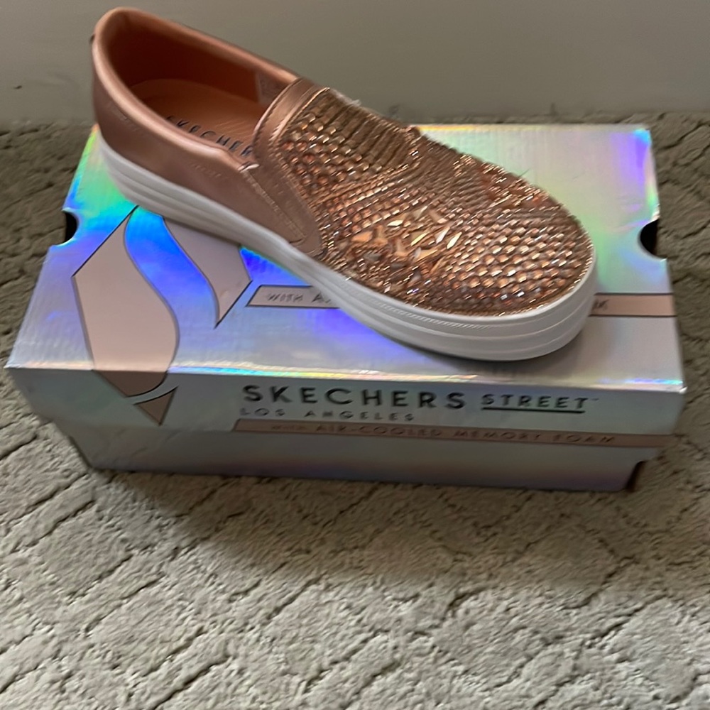 NWT SKETCHERS STREET Los Angeles Double Up -TAKE THE LEAD